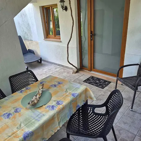 Apartment Dobrinj 2